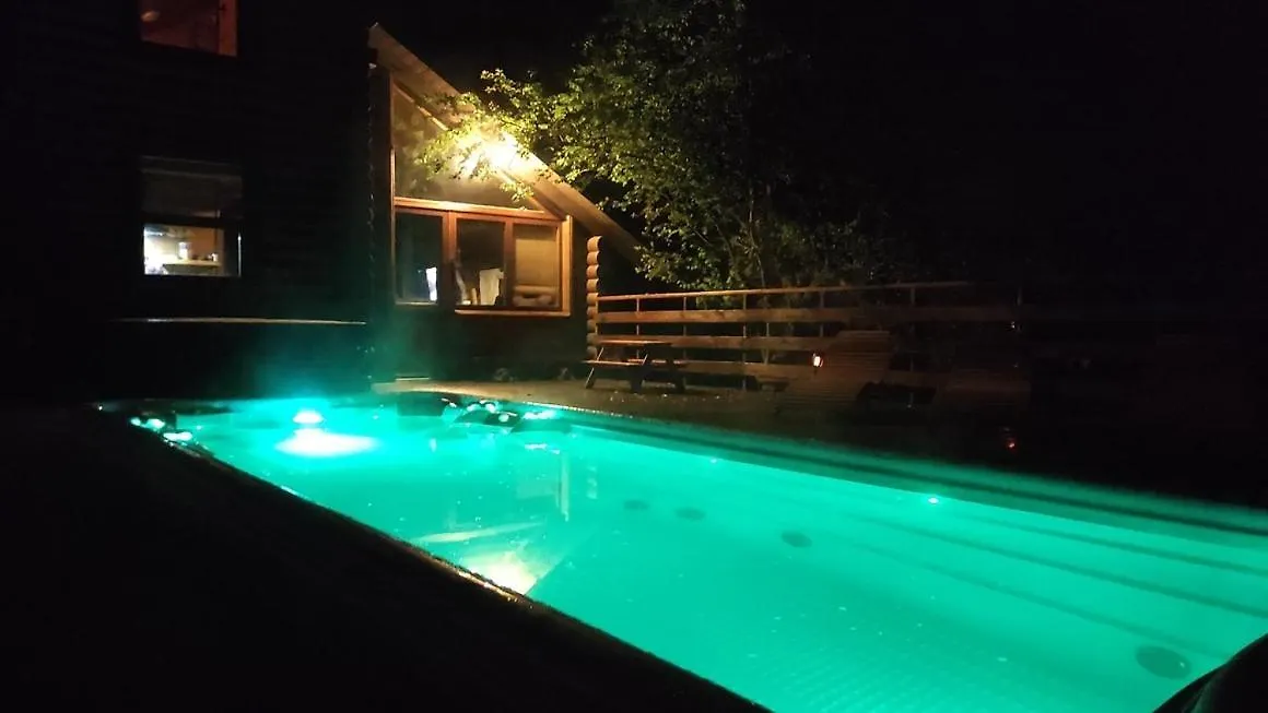 Villa Ursus Smrecje 0*,