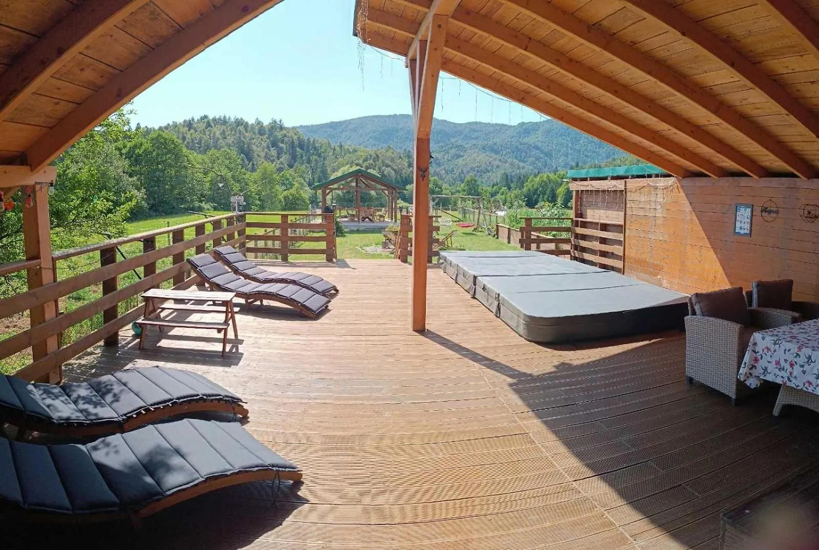 Villa Ursus Smrecje